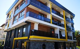 Deluxe Beach Residence